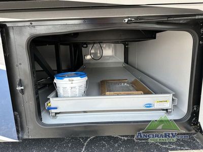 2026 Fleetwood RV Discovery - Photo 32