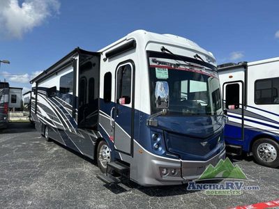 2026 Fleetwood RV Discovery - Photo 4