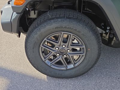 2026 Jeep Wrangler - Photo 11