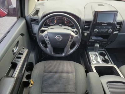 2015 Nissan Titan — photo 14 view
