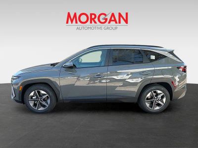 2026 Hyundai TUCSON — engine compartment view