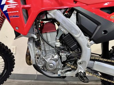 2025 Honda CRF450R WE - Photo 17