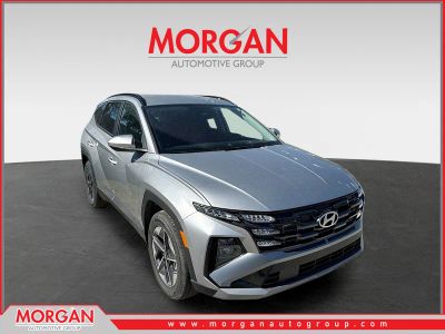 2026 Hyundai TUCSON SEL in Shimmering Silver — front three-quarter view