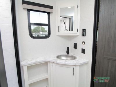 2027 Venture RV Campbound Platinum - Photo 26