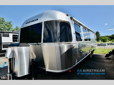 2017 Airstream Classic - Photo 4
