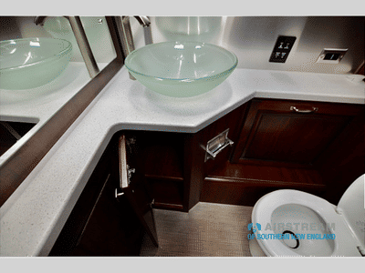 2017 Airstream Classic - Photo 36