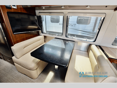2017 Airstream Classic - Photo 23