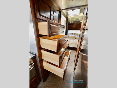 2017 Airstream Classic - Photo 30