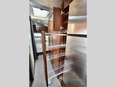 2017 Airstream Classic - Photo 27