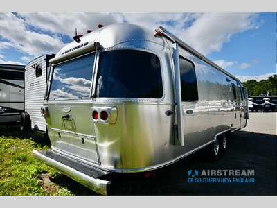 2017 Airstream Classic - Photo 6
