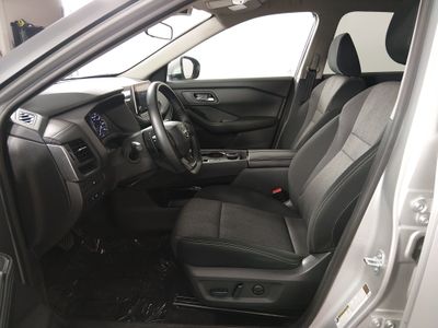 2025 Nissan Rogue - Photo 19