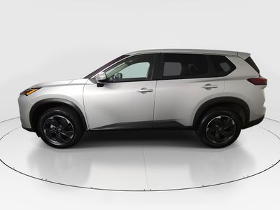 2025 Nissan Rogue - Photo 4