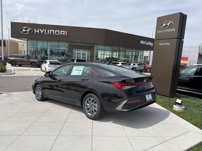 2026 Hyundai Elantra Hybrid - Photo 3