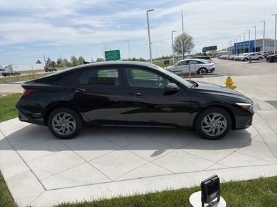 2026 Hyundai Elantra Hybrid - Photo 6