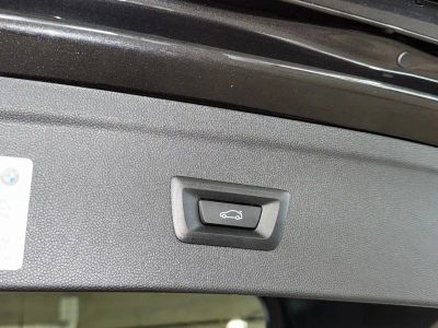 2025 BMW iX — photo 14 view