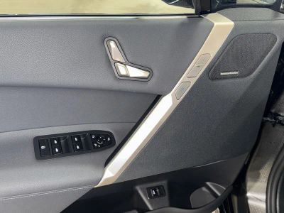 2025 BMW iX — photo 18 view