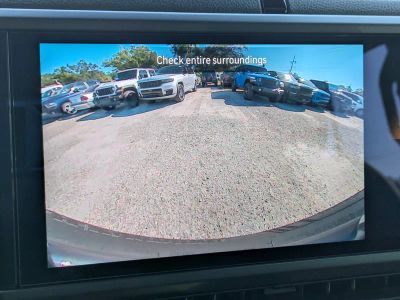 2026 Jeep Wrangler — photo 18 view