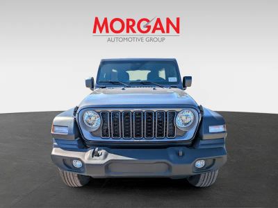2026 Jeep Wrangler — photo 7 view