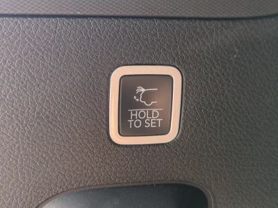 2025 Jeep Wagoneer — photo 14 view