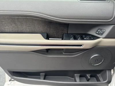 2019 Ford Expedition - Photo 10