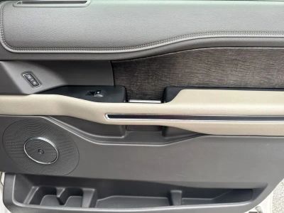 2019 Ford Expedition - Photo 14