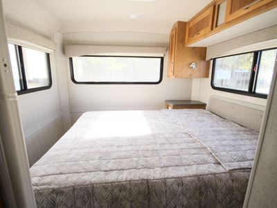 2025 Bigfoot RV 2500 Series B25RQ — photo 24 view