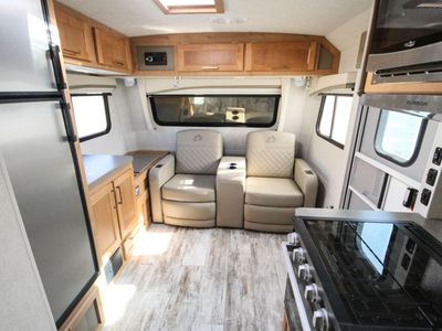 2025 Bigfoot RV 2500 Series B25RQ — photo 7 view