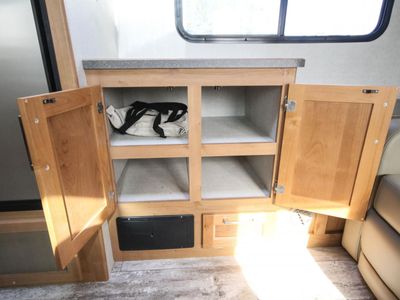 2025 Bigfoot RV 2500 Series B25RQ — photo 12 view