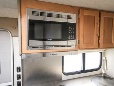 2025 Bigfoot RV 2500 Series B25RQ — photo 14 view