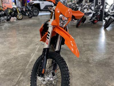 2025 KTM 500 EXC-F - Photo 4