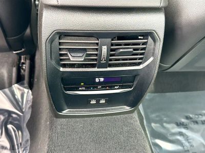 2025 BMW 3 Series — photo 20 view