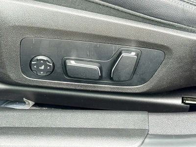 2025 BMW 3 Series — photo 25 view