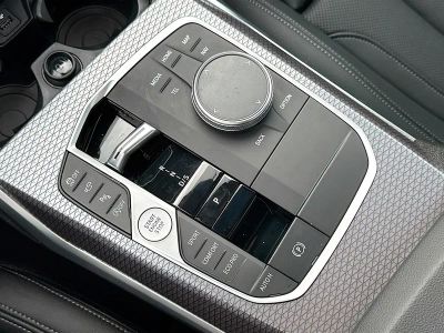 2025 BMW 3 Series — photo 29 view