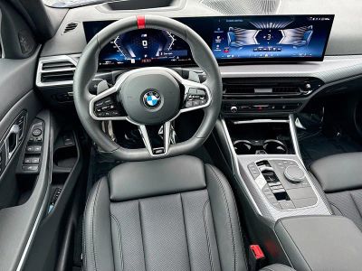 2025 BMW 3 Series — photo 17 view