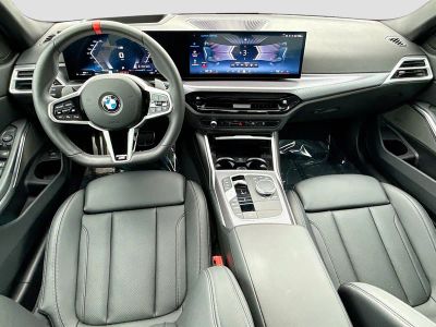 2025 BMW 3 Series — photo 16 view