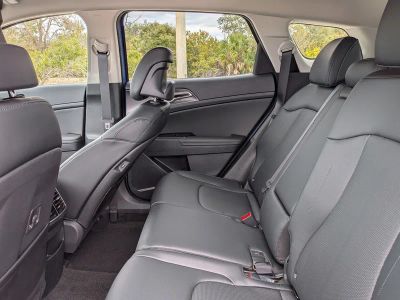 2026 Kia Sportage — photo 16 view