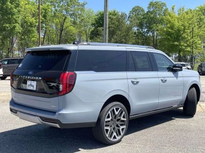 2026 Ford Expedition - Photo 3