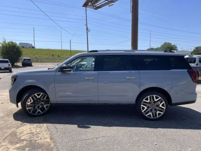 2026 Ford Expedition - Photo 6