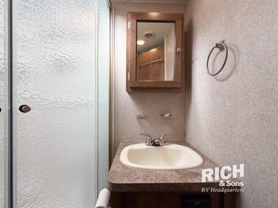 2017 Forest River Rockwood Ultra Lite - Photo 21