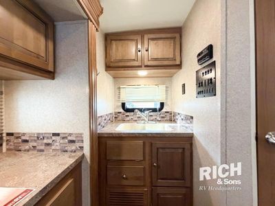 2017 Forest River Rockwood Ultra Lite - Photo 18