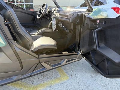 2026 Can-Am Commander MAX DPS 700 - Photo 20
