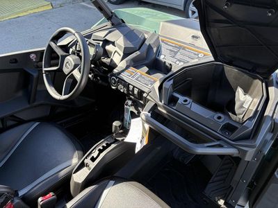 2026 Can-Am Commander MAX DPS 700 - Photo 21