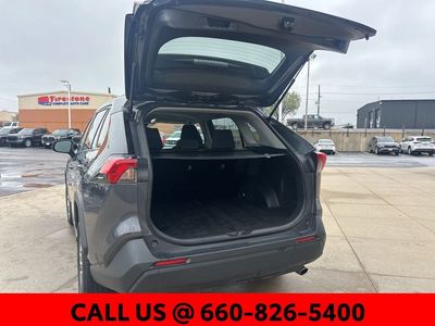 2025 Toyota RAV4 Hybrid - Photo 14