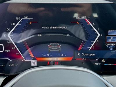 2026 BMW X3 — photo 9 view