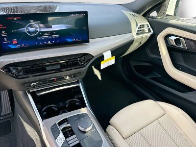 2026 BMW 2 Series — photo 18 view