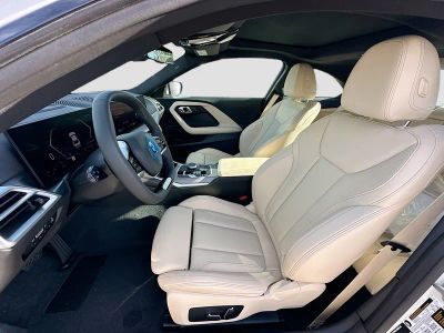 2026 BMW 2 Series — photo 16 view