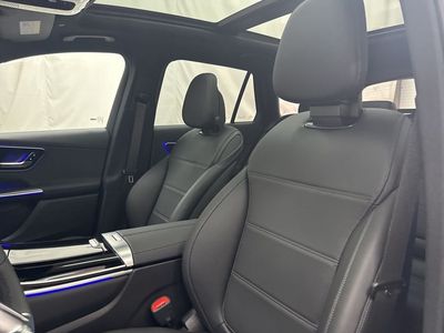 2026 Mercedes-Benz GLC - Photo 13