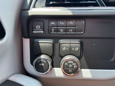 2025 Chevrolet Suburban - Photo 14