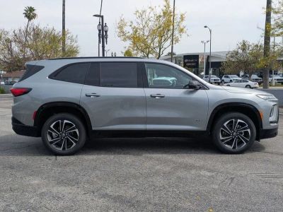 2026 Buick Enclave — detail view