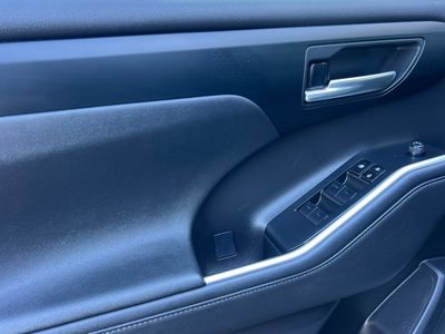 2023 Toyota Highlander - Photo 12
